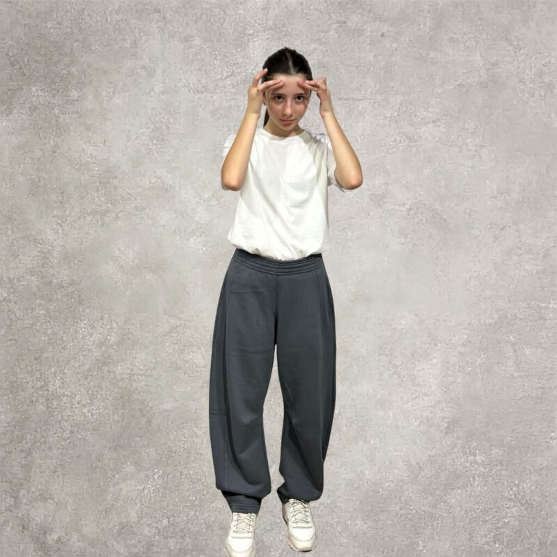 pantalon-ancho-barrel-colegial-gris-topo-unisex Jogging Barrel colegial